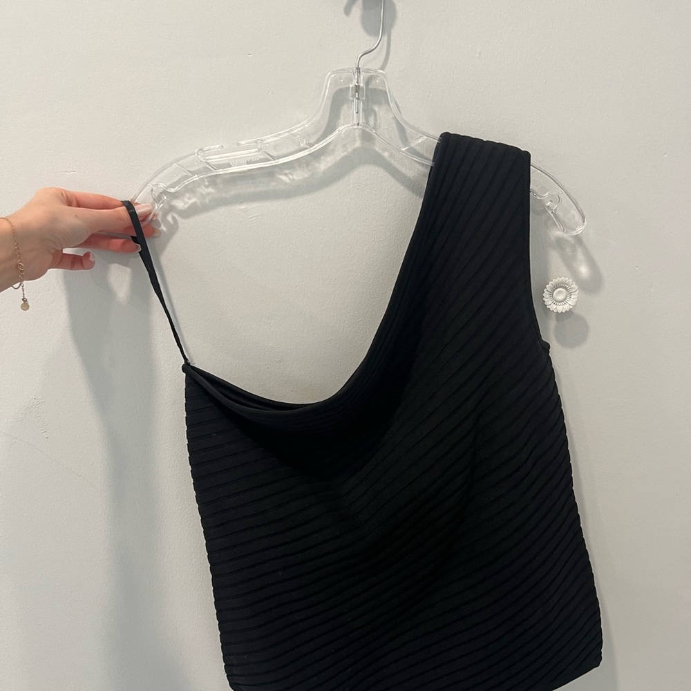 Dana Buchman Elegant Off The Shoulder Black Top